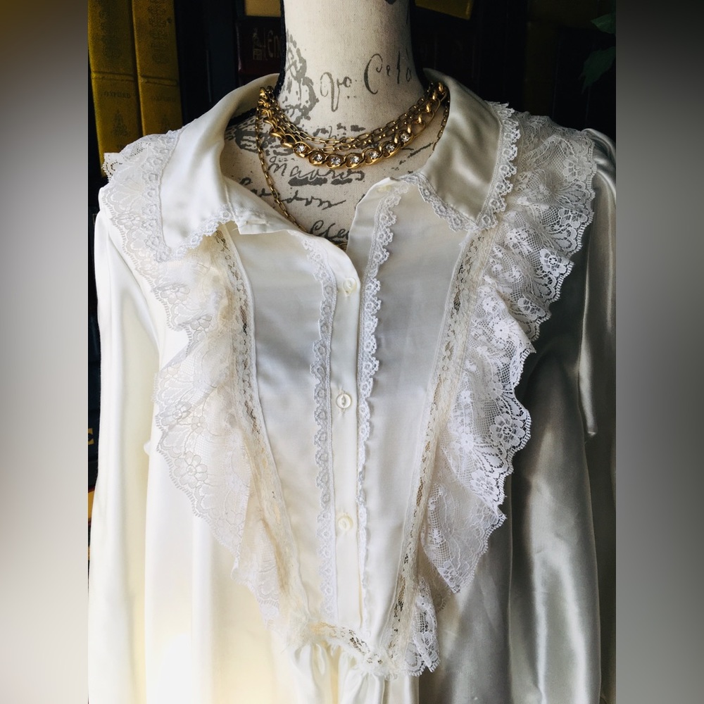 Vintage Carol Hochman Night Gown